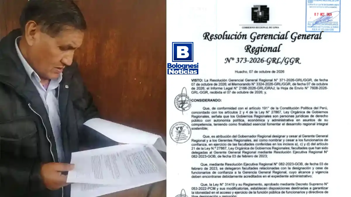Lorenzo Miranda Blas lee la resolución que concluye su designación como director de Educación de Lima Provincias.